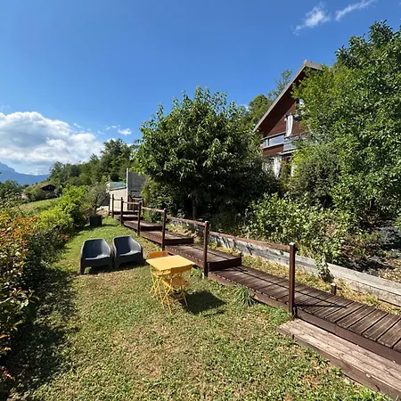 Le Cerf De Belledonne Guest house 3*