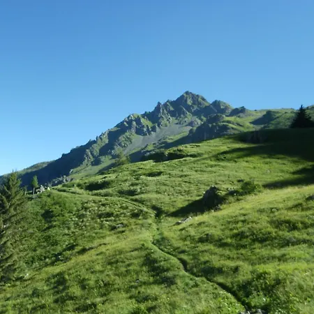 Vendégház Le Cerf De Belledonne