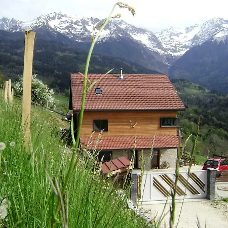 Le Cerf De Belledonne * Sainte-Agnes (Isere)